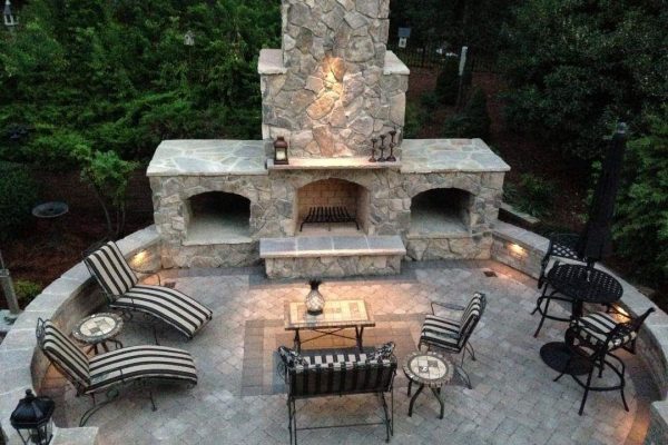 Outdoor Fireplace / Patio